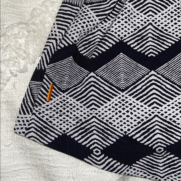 NEVER WORN ✨ Cute, flowy Lucy top - Picture 4 of 6